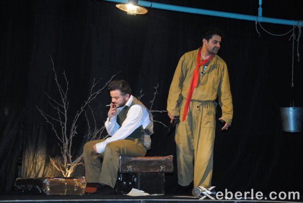 Sumqayıt teatrında yeni tamaşa izdiham yaratdı (FOTO)
