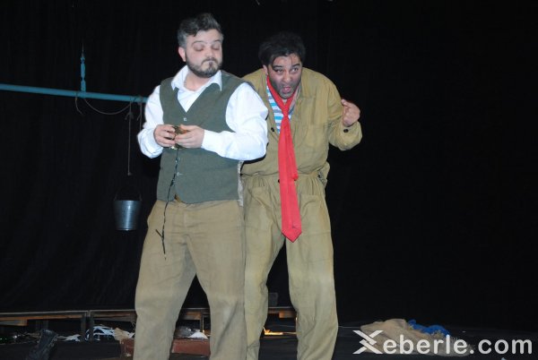 Sumqayıt teatrında yeni tamaşa izdiham yaratdı (FOTO)
