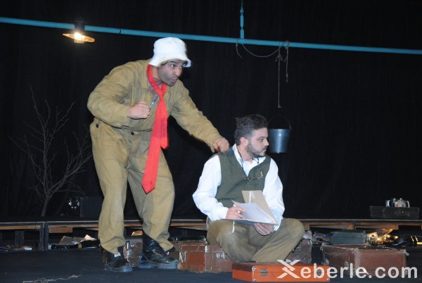 Sumqayıt teatrında yeni tamaşa izdiham yaratdı (FOTO)