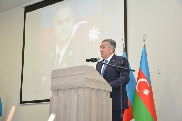 Abşeronun icra başçısı şəhidin anım mərasimində - FOTOLAR