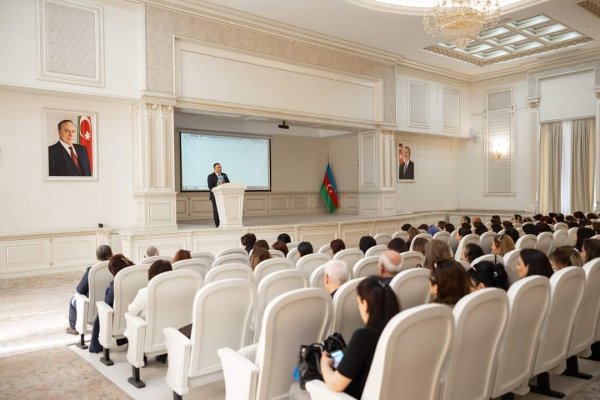 Sumqayıtda Heydər Əliyev mərkəzində "Günümüzün aktual infeksion xəstəlikləri" mövzusunda  konfrans keçirilib - FOTO