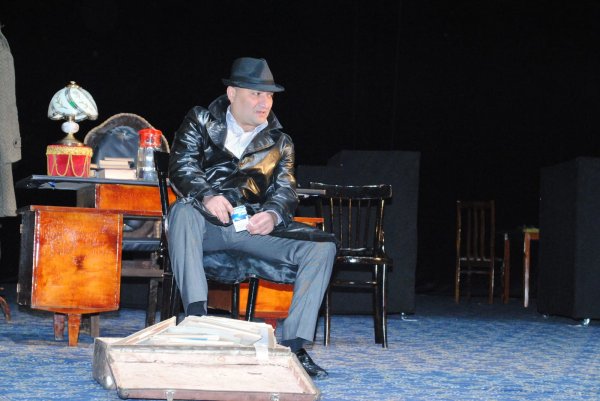 Sumqayıtlı aktyor: “Bizdə bütün heyətin aldığı pulu, Türkiyədə bir aktyor alır”