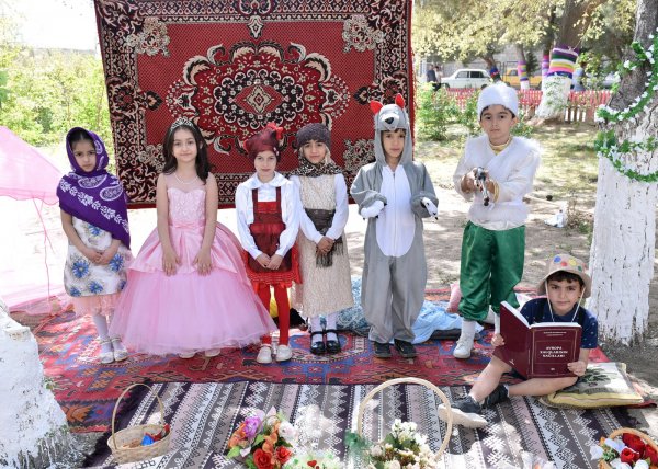 Sumqayıtda “Kitabdan-səhnəyə” adlı ədəbi-bədii tədbir keçirilib - FOTOLAR