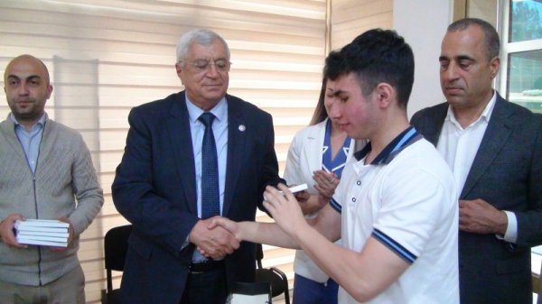 Sumqayıt nümayəndəliyində intellektual oyun keçirilib - FOTOLAR Sumqayıt nümayəndəliyində intellektual oyun keçirilib - FOTOLAR