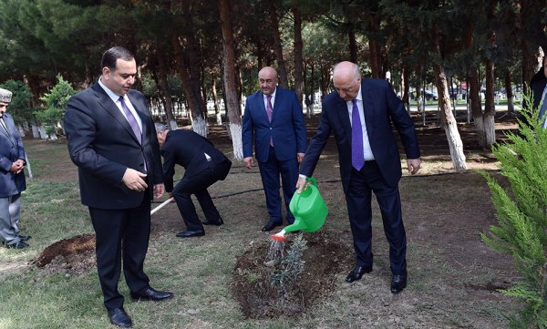 Sumqayıtda Ümummilli Lideri Heydər Əliyevin xatirəsi anıldı – FOTOLAR