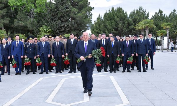 Sumqayıtda Ümummilli Lideri Heydər Əliyevin xatirəsi anıldı – FOTOLAR