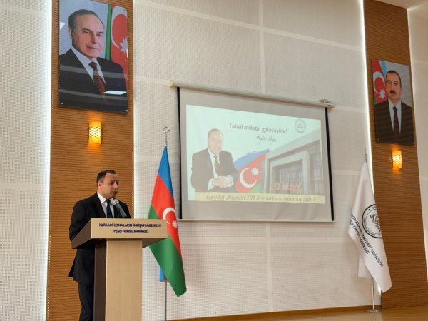 Peşə Təhsil Mərkəzində Ulu Öndər Heydər Əliyevin anadan olmasının 101 illiyinə həsr olunmuş tədbir keçirilib - FOTOLAR