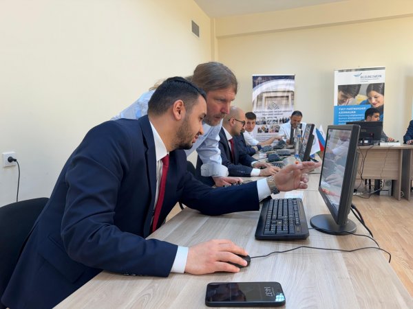 Peşə Təhsil Mərkəzində avtomatlaşdırma texnologiyası üzrə təlimlərə başlanılıb - FOTOLAR