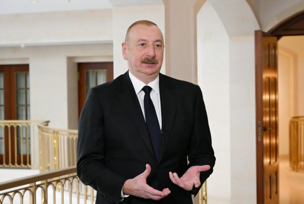 İlham Əliyev “Euronews”a müsahibə verdi - FOTOLAR