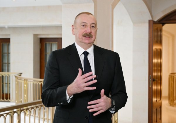 İlham Əliyev “Euronews”a müsahibə verdi - FOTOLAR