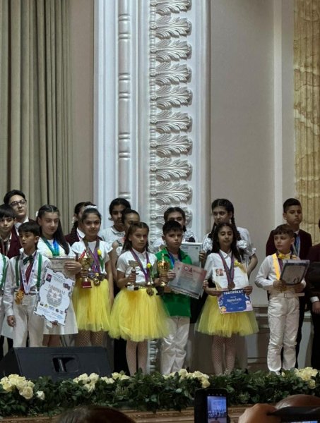 Sumqayıt liseyinin "Dərya yaradan damlalar"ı
