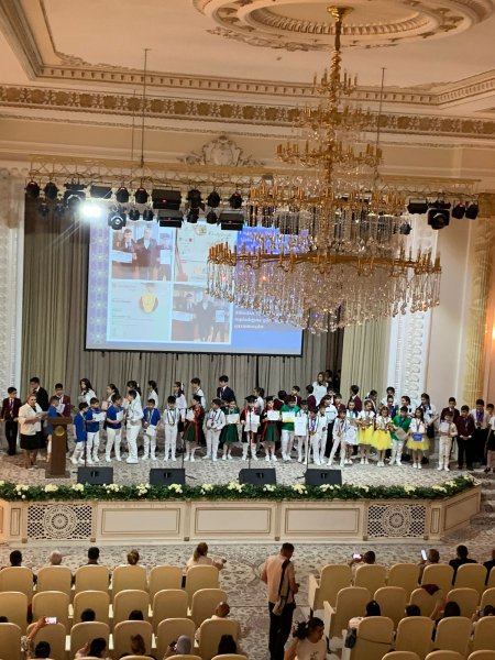 Sumqayıt liseyinin "Dərya yaradan damlalar"ı