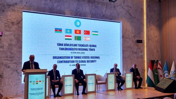 Müşfiq Məmmədli və YAP Sumqayıt təşkilatının sədri Şuşada keçirilən beynəlxalq konfransda - FOTOLAR