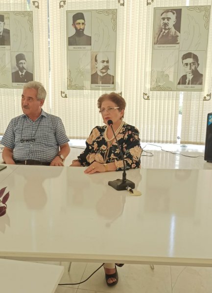 Sumqayıtın tarixi binalarının sökülməməsini, sahibsiz itlərə dair tədbir görülməsini istərdim (MÜSAHİBƏ)