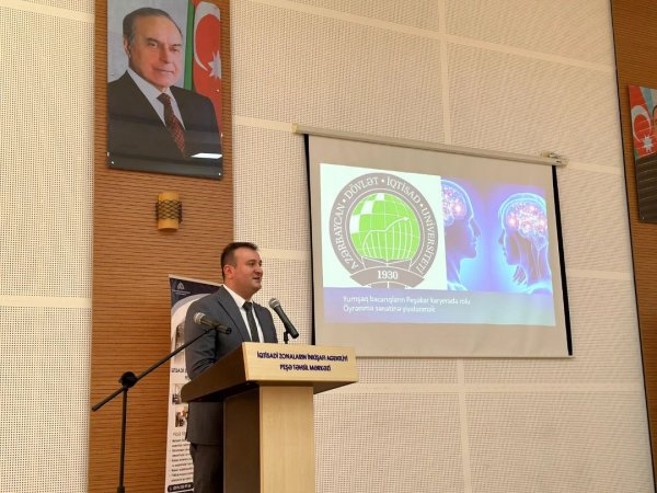 Peşə Təhsil Mərkəzində “Karyera planlaması və inkişafı” üzrə seminar keçirilib - FOTOLAR 
