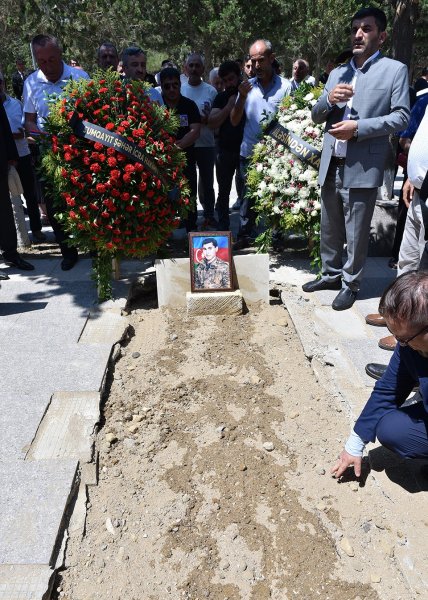 Sumqayıtda Birinci Qarabağ müharibəsinin şəhidi Elman Cavadov dəfn edilib