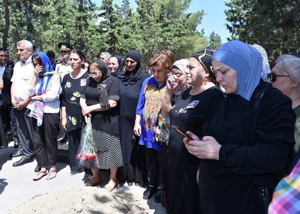 Sumqayıtda Birinci Qarabağ müharibəsinin şəhidi Elman Cavadov dəfn edilib