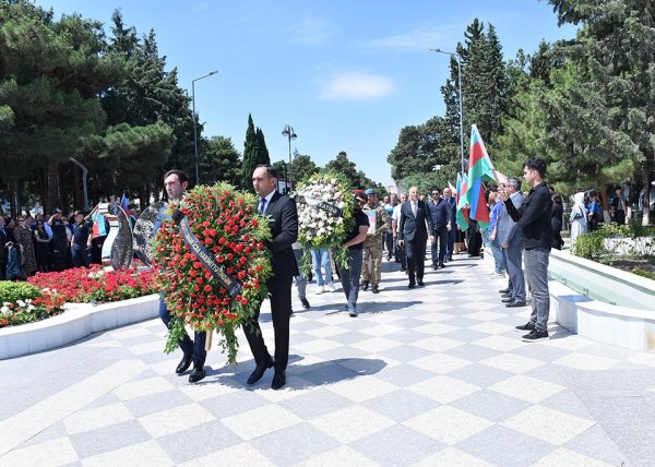 Sumqayıtda Birinci Qarabağ müharibəsinin şəhidi Elman Cavadov dəfn edilib