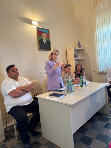 Sumqayıt Tibb Mərkəzi məişət zorakılığı ilə mübarizə çərçivəsində maarifləndirici tədbirləri davam etdirir