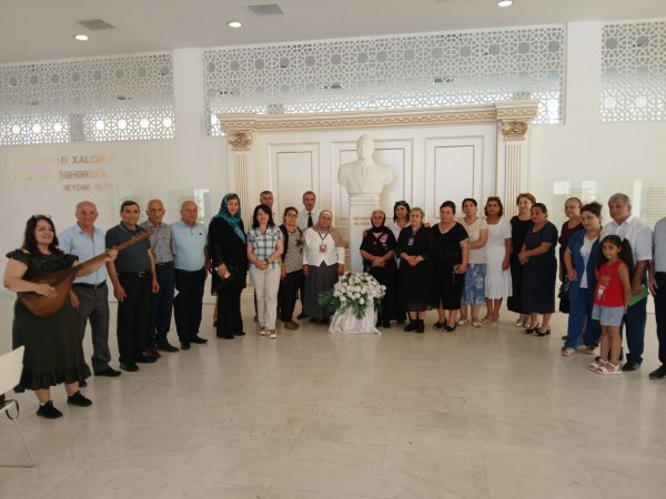 "Yaddan çıxmaz QƏNİRƏ MEHDİXANLI!" layihəsi uğurla həyata keçdi - FOTOLAR