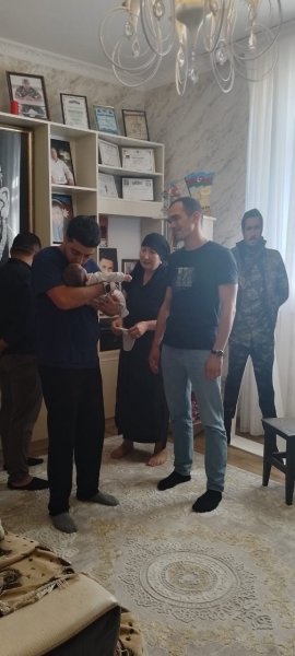 Şəhid ailəsində körpə qığıltısı: Dünyamıza xoş gəldin Cavidan Paşa! (FOTOLAR) Şəhid ailəsində körpə qığıltısı: Dünyamıza xoş gəldin Cavidan Paşa! (FOTOLAR)