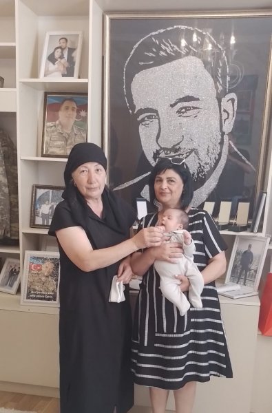 Şəhid ailəsində körpə qığıltısı: Dünyamıza xoş gəldin Cavidan Paşa! (FOTOLAR) Şəhid ailəsində körpə qığıltısı: Dünyamıza xoş gəldin Cavidan Paşa! (FOTOLAR)