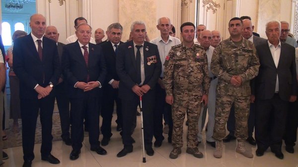 Sumqayıtda “44 gün Vətən müharibəsi, Hulusi Kılıç informasiya cəbhəsində” kitabının təqdimatı keçirilib - FOTOLAR