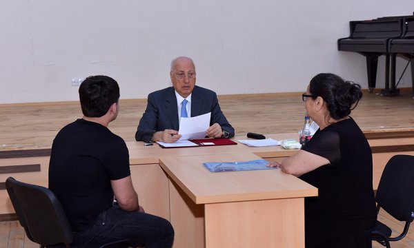 Zakir Fərəcov 4-cü mikrorayon ərazisində qəbul keçirdi – FOTOLAR