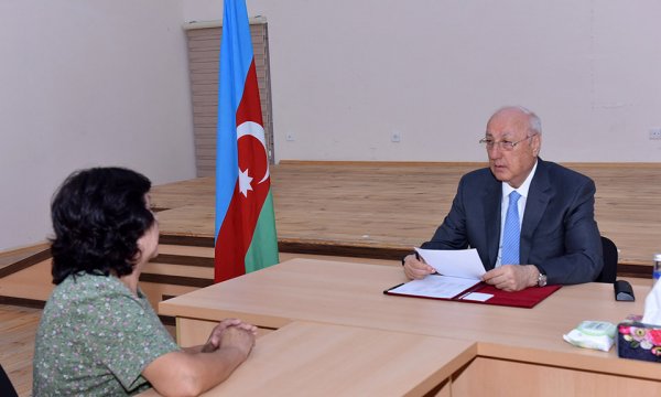 Zakir Fərəcov 4-cü mikrorayon ərazisində qəbul keçirdi – FOTOLAR