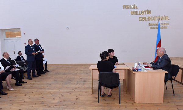 Zakir Fərəcov 4-cü mikrorayon ərazisində qəbul keçirdi – FOTOLAR