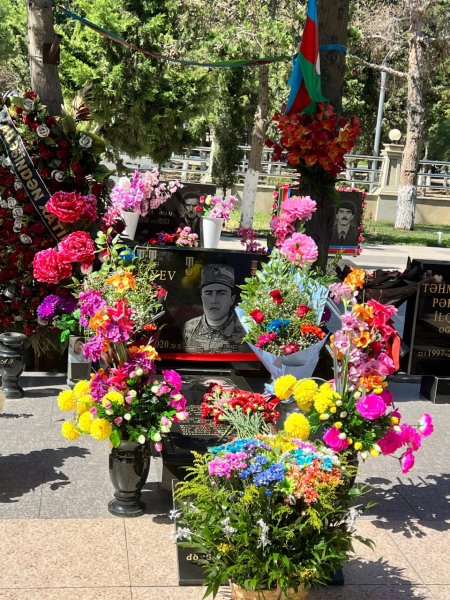 Şəhid Adil Rzayevin 25 yaşı qeyd olundu...- FOTO Şəhid Adil Rzayevin 25 yaşı qeyd olundu...- FOTO