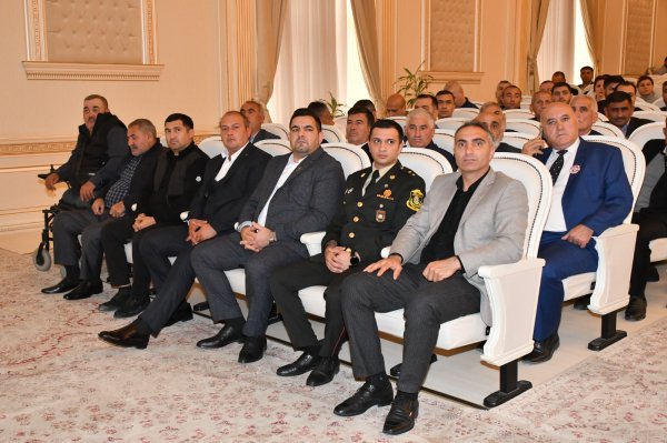 "Azərbaycan Vətənpərvərlər” İctimai Birliyinin təşkilatçılığı ilə Sumqayıtda “Şərəfi Sədaqət olanlar” adlı tədbir keçirilib - FOTOLAR