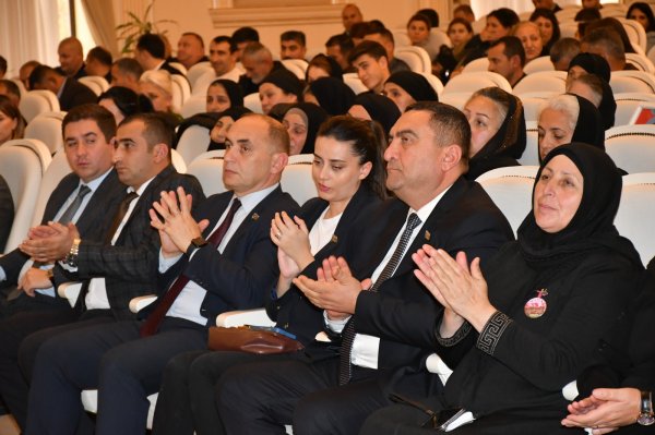 "Azərbaycan Vətənpərvərlər” İctimai Birliyinin təşkilatçılığı ilə Sumqayıtda “Şərəfi Sədaqət olanlar” adlı tədbir keçirilib - FOTOLAR