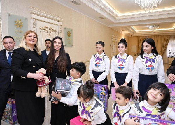 Heydər Əliyev Fondunun vitse-prezidenti Leyla Əliyeva Sumqayıtda “Ülviyyət” adlı tədbirdə iştirak edib