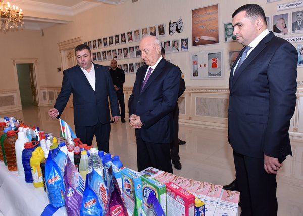 Sumqayıtın 75 illik yubileyinə həsr olunmuş sənaye sərgisi keçirilib Sumqayıtın 75 illik yubileyinə həsr olunmuş sənaye sərgisi keçirilib