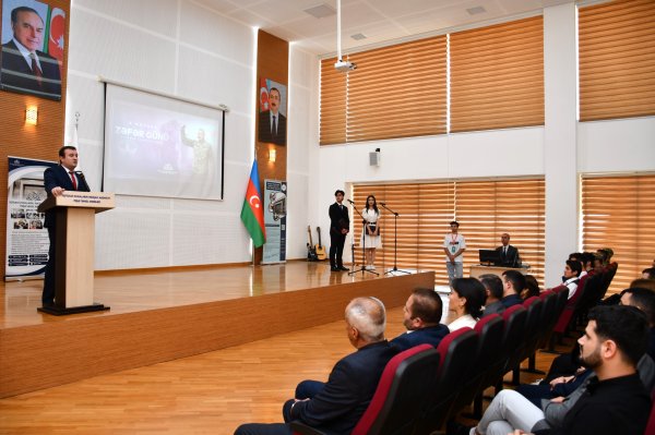 İZİA-nın Peşə Təhsil Mərkəzində Zəfər Günü ilə bağlı tədbir keçirilib İZİA-nın Peşə Təhsil Mərkəzində Zəfər Günü ilə bağlı tədbir keçirilib