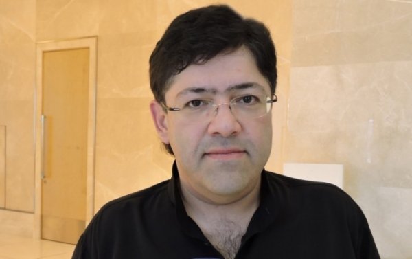 Murad Adıgözəlzadənin köməkçisi ev dustaqlığına buraxıldı Murad Adıgözəlzadənin köməkçisi ev dustaqlığına buraxıldı