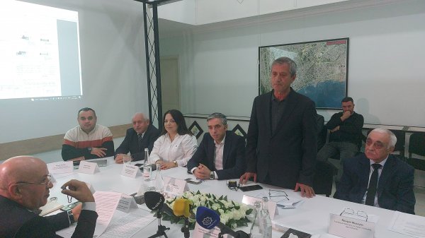 Bakıda yeni universitet korpusu və yaşayış binaları layihələrinin ekoloji qiymətləndirilməsi aparılıb