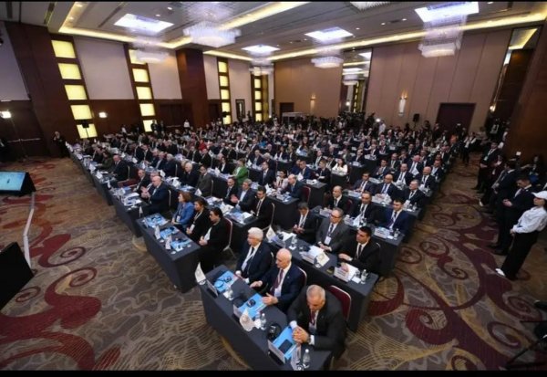 Sumqayıtlı deputat beynəlxalq konfransda iştirak etdi