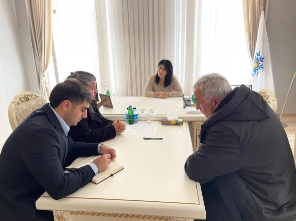 Deputat Elnarə Akimova seçicilərlə görüş keçirdi - FOTO