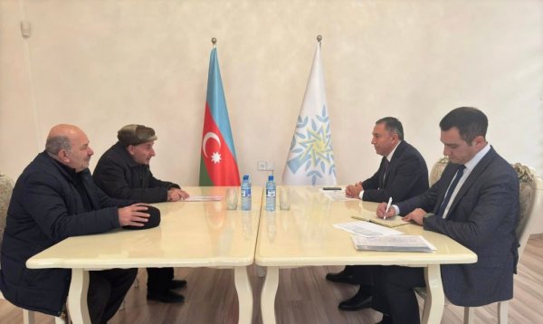 Tahir Mirkişili Sumqayıtda vətəndaşları qəbul edib