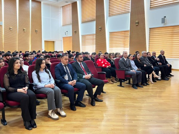 Peşə Təhsil Mərkəzi ilə “Alarna Konsaltinq” şirkəti arasında Anlaşma Memorandumu imzalanıb
