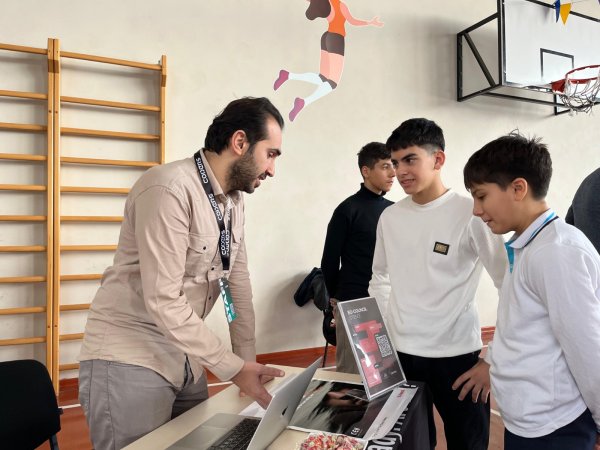 Peşə Təhsil Mərkəzində “Karyera Sərgisi” keçirilib