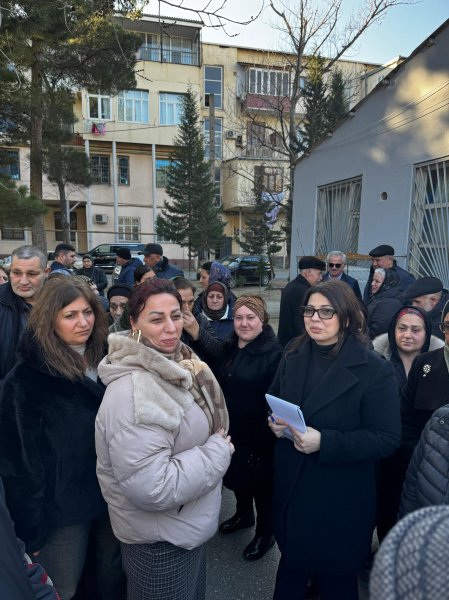 Deputat Sumqayıtda səyyar qəbul keçirdi, bəzi məsələləri yerindəcə həll etdi - FOTOLAR
