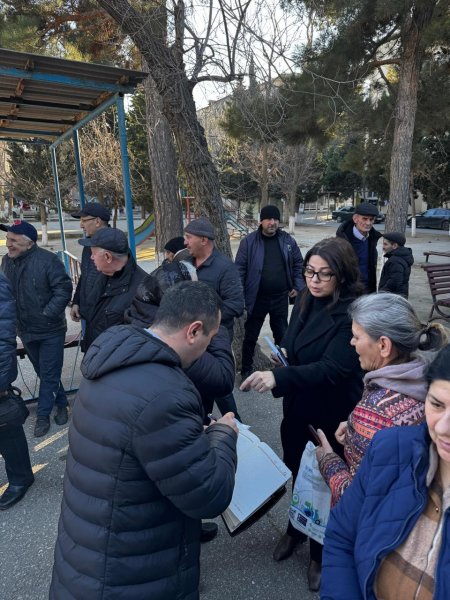 Deputat Sumqayıtda səyyar qəbul keçirdi, bəzi məsələləri yerindəcə həll etdi - FOTOLAR