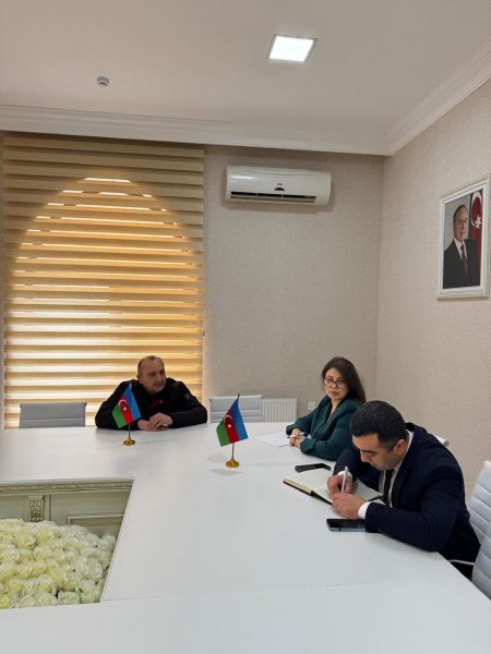 Səbinə Salmanova növbəti vətəndaş qəbulunu keçirib Səbinə Salmanova növbəti vətəndaş qəbulunu keçirib