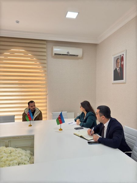 Səbinə Salmanova növbəti vətəndaş qəbulunu keçirib Səbinə Salmanova növbəti vətəndaş qəbulunu keçirib