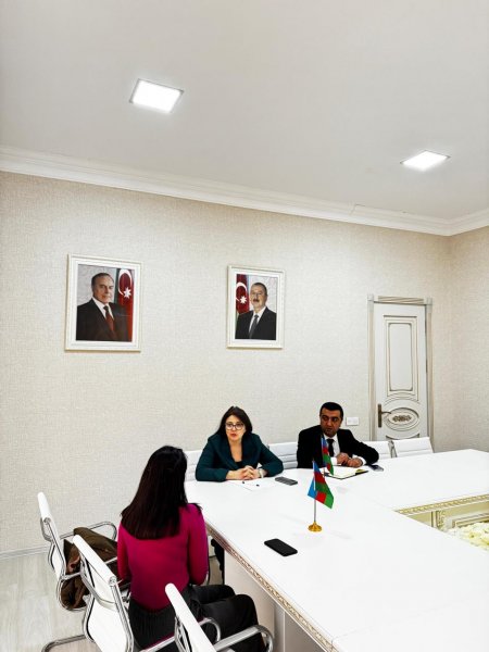 Səbinə Salmanova növbəti vətəndaş qəbulunu keçirib Səbinə Salmanova növbəti vətəndaş qəbulunu keçirib