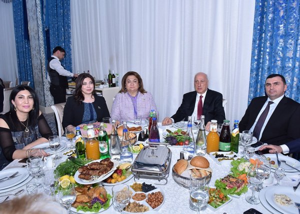 Sumqayıtda Beynəlxalq Qadınlar Gününə həsr olunmuş bayram tədbiri keçirilib – FOTO
