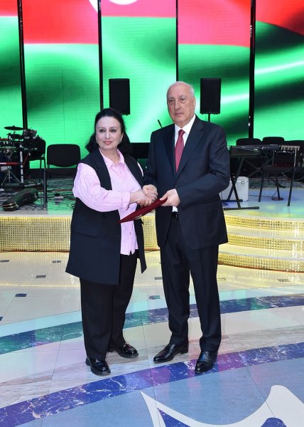 Sumqayıtda Beynəlxalq Qadınlar Gününə həsr olunmuş bayram tədbiri keçirilib – FOTO
